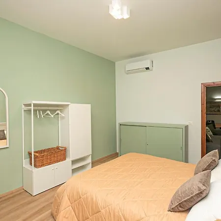 Apartment Homes In - Song Genoa